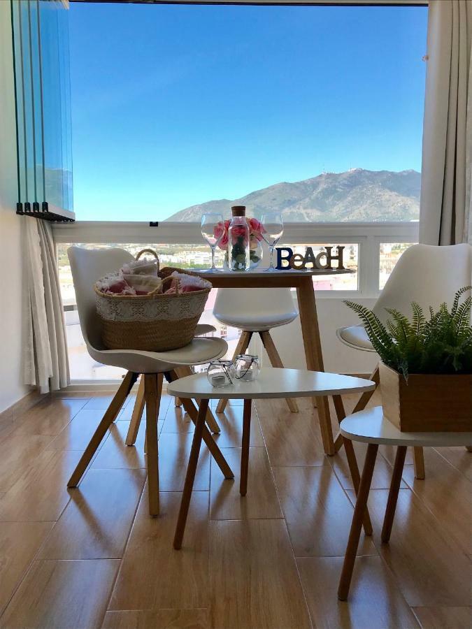 ベナルマデナApartamento Edificio Agataアパートメント エクステリア 写真