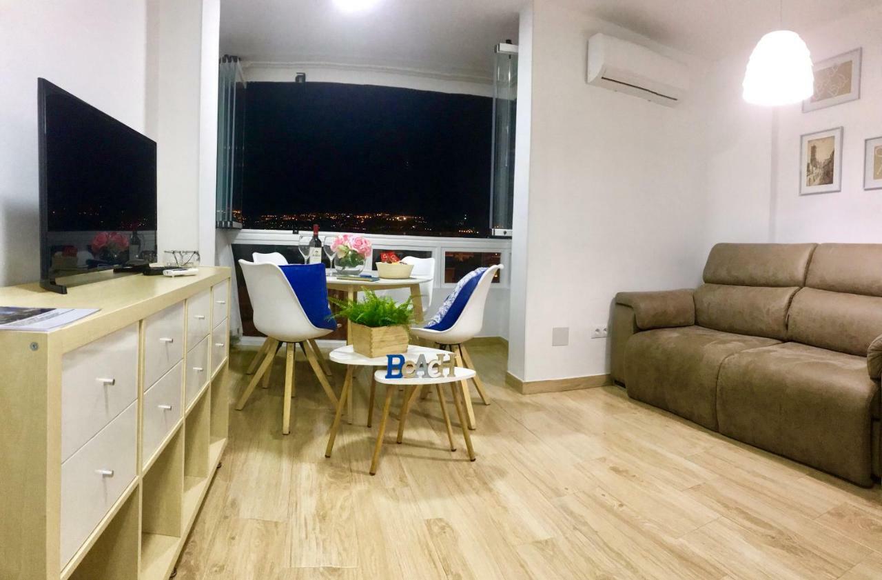 ベナルマデナApartamento Edificio Agataアパートメント エクステリア 写真